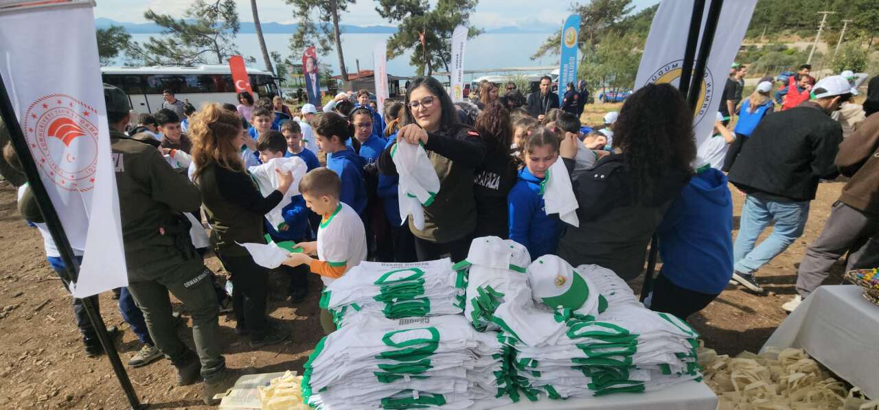 Muğla’da Orman Haftası Etkinliği: 28 Bin Fidan Toprakla Buluşuyor 14